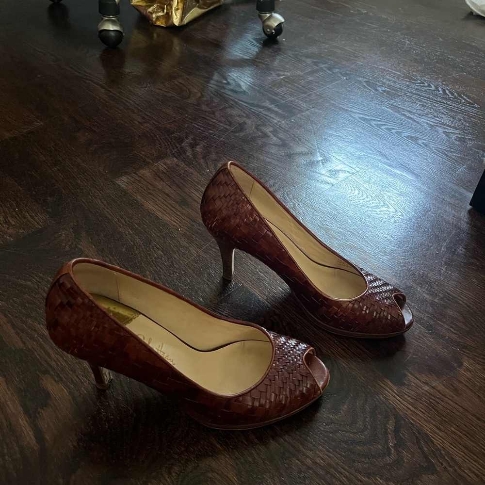 Cole Hann italian heels